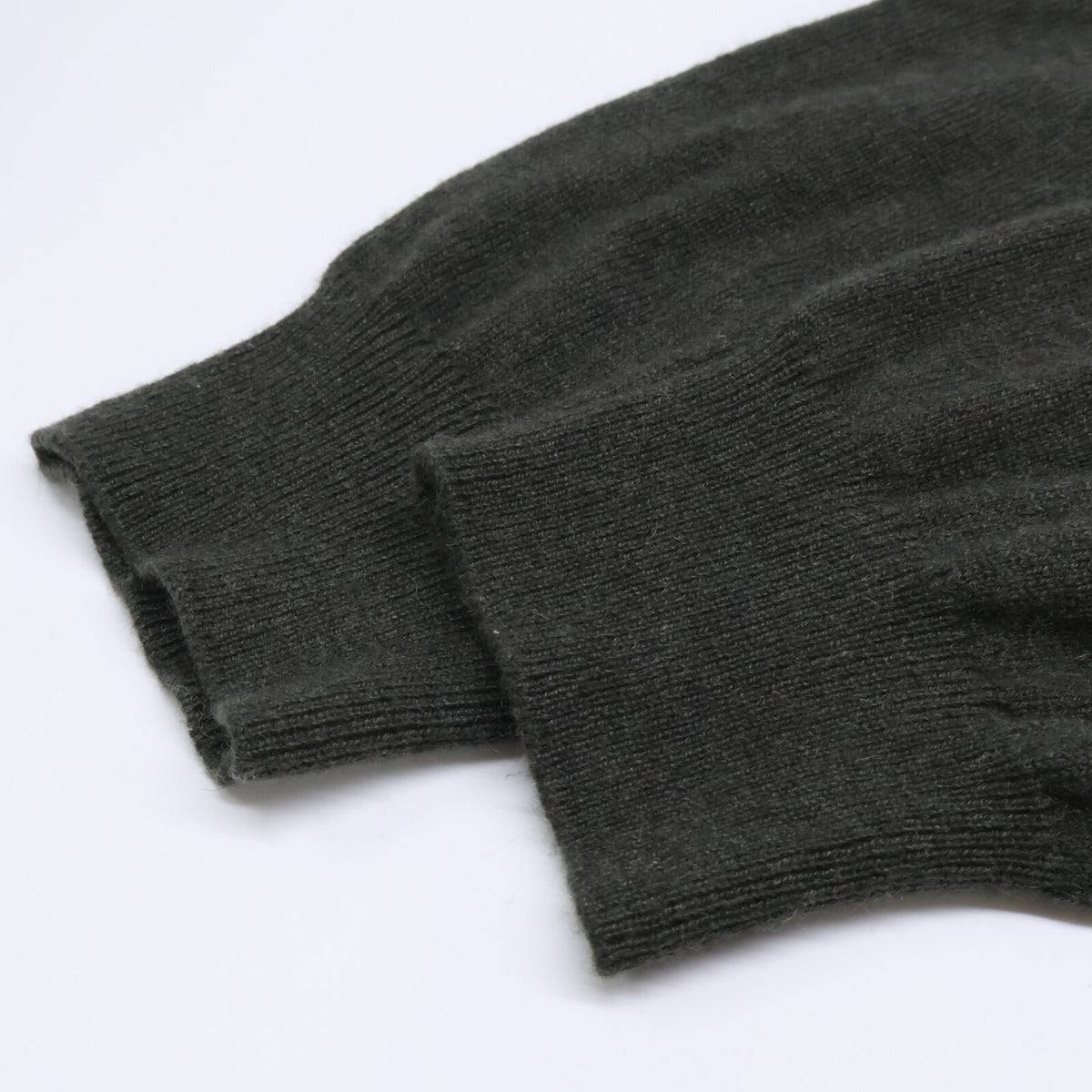 LOUIS VUITTON 23' LV Embossed Cashmere Sweater Khaki Size XL