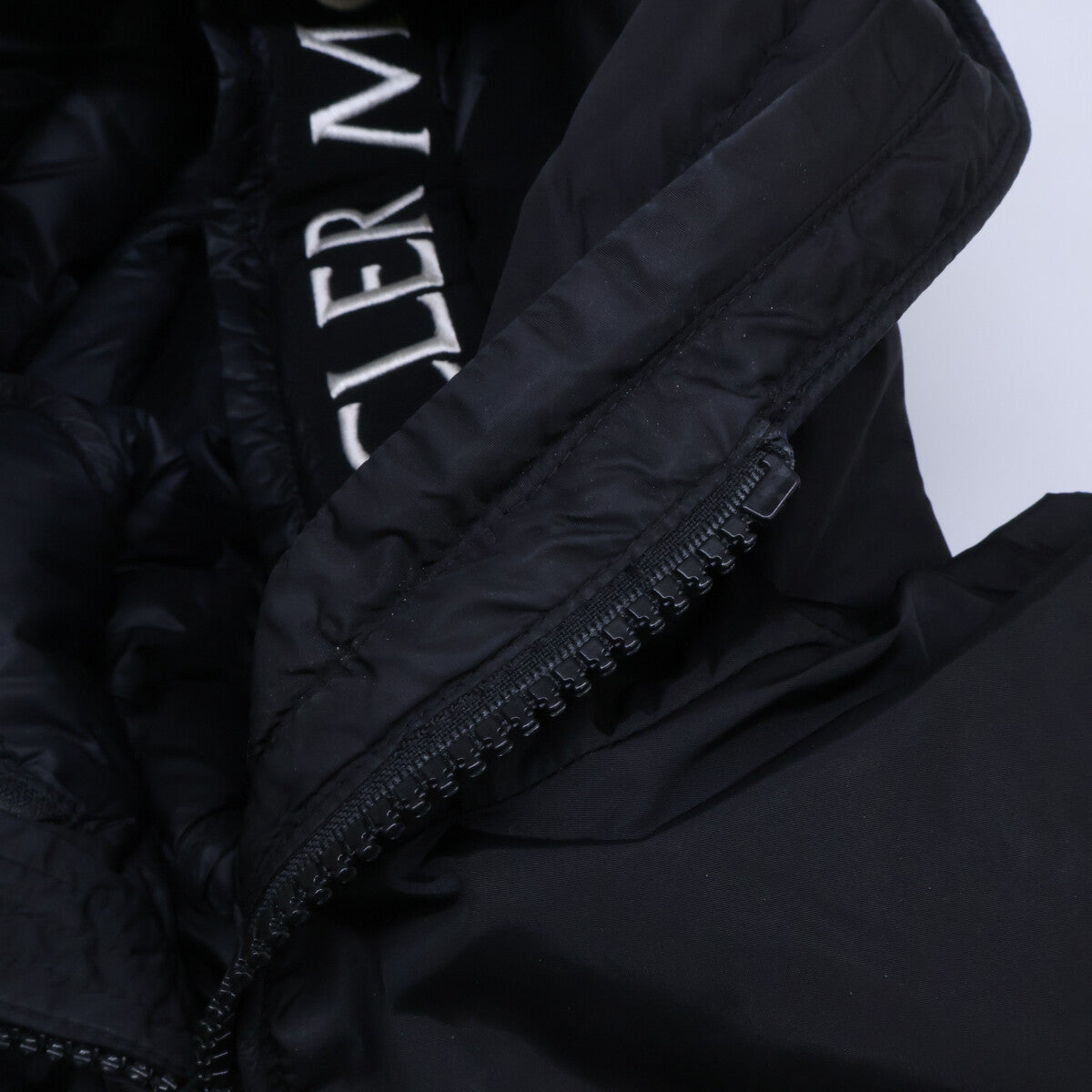 MONCLER MONTVERNIER Hood Logo Hooded Jacket Black Size 1