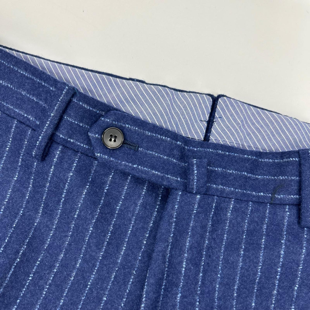 UNIVERSAL LANGUAGE Blue Wool Stripe 2-Piece Suit Size 44