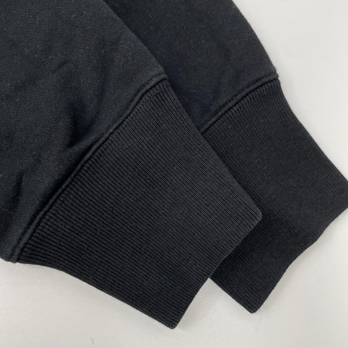 TOYO ENTERPRISE Black Suka Crew Sweat Alaska Size M