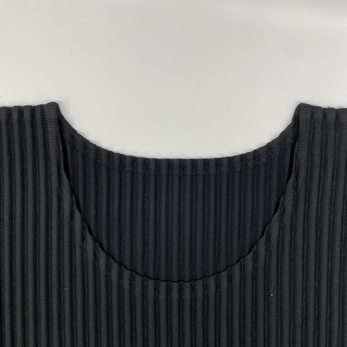 HOMME PLISSE ISSEY MIYAKE Pleated T-Shirt Black Size 2