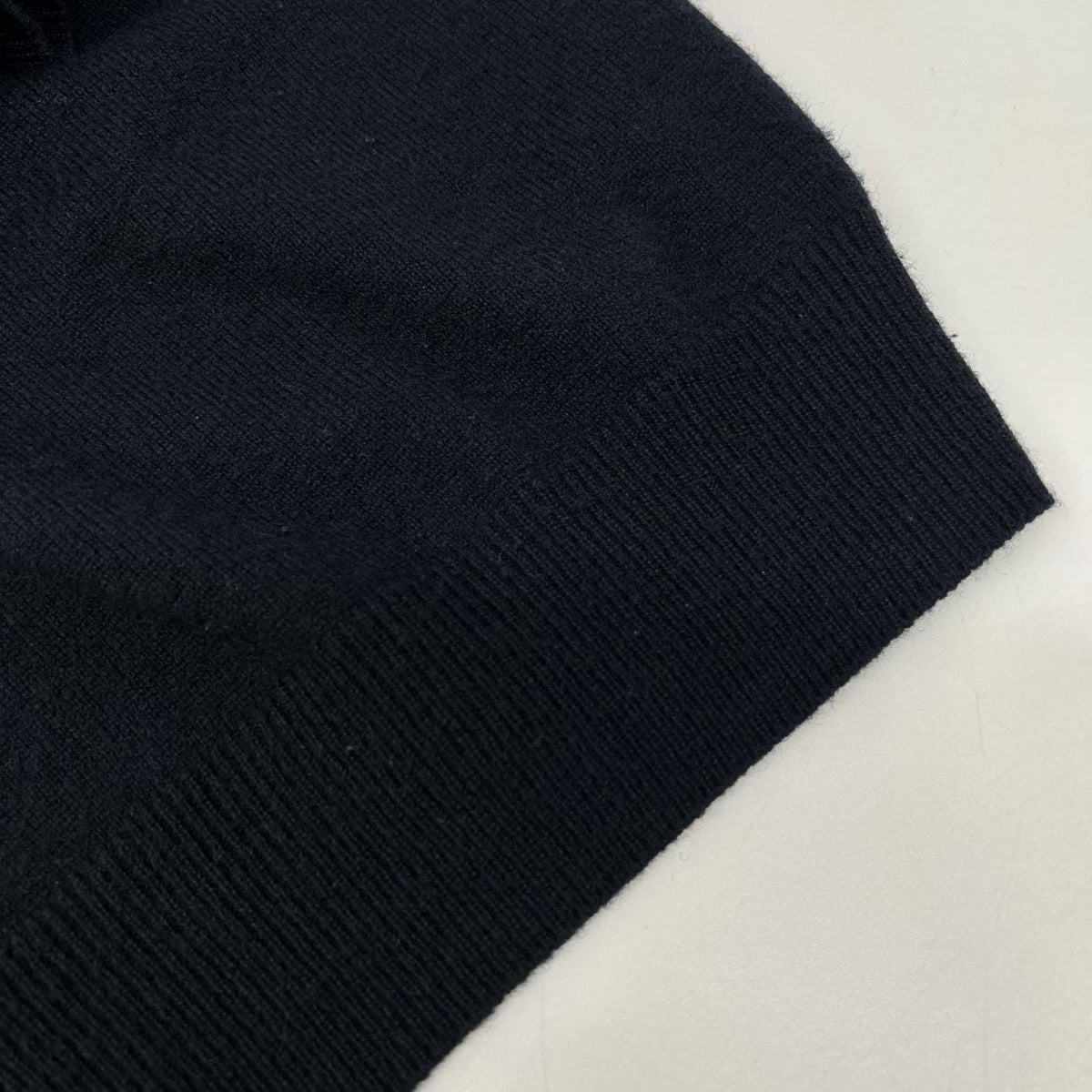 LOUIS VUITTON 22SS Cashmere Silk LV Knit Navy Size L