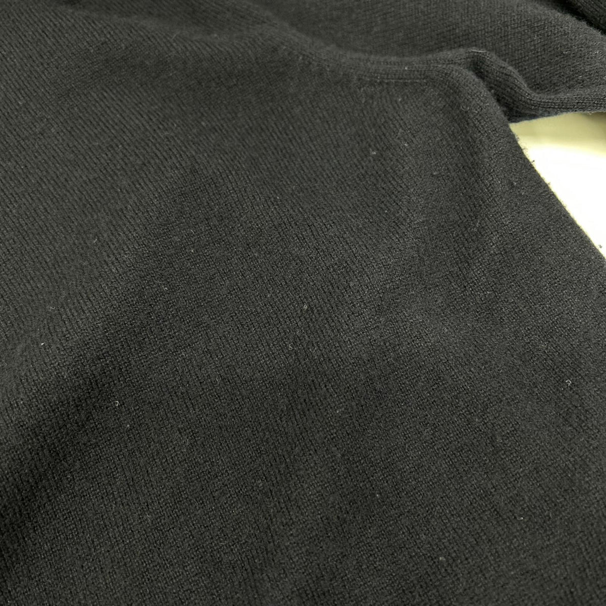 LOUIS VUITTON 22SS Cashmere Silk LV Knit Navy Size L