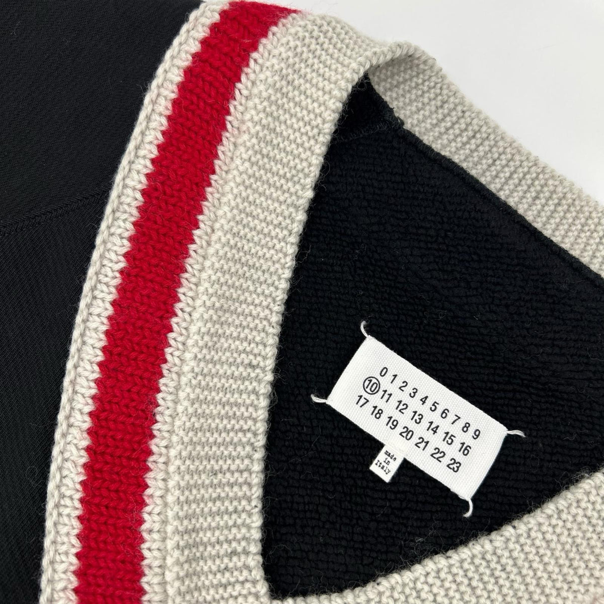 Maison Margiela 2020 V-Neck Knit Sweatshirt Navy Size 44