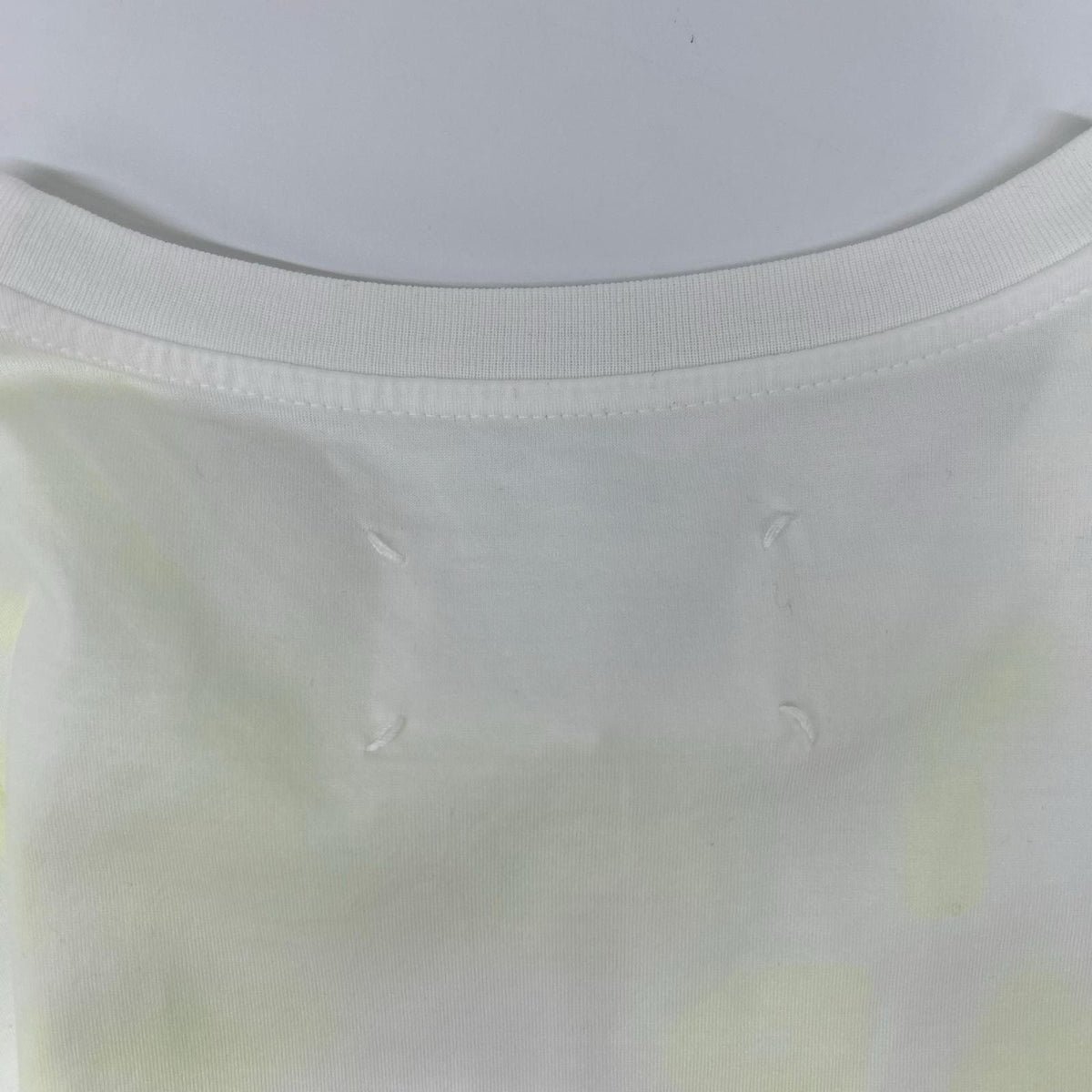 Maison Margiela 19SS S51GC0427 AIDS White Yellow T-Shirt Size XS