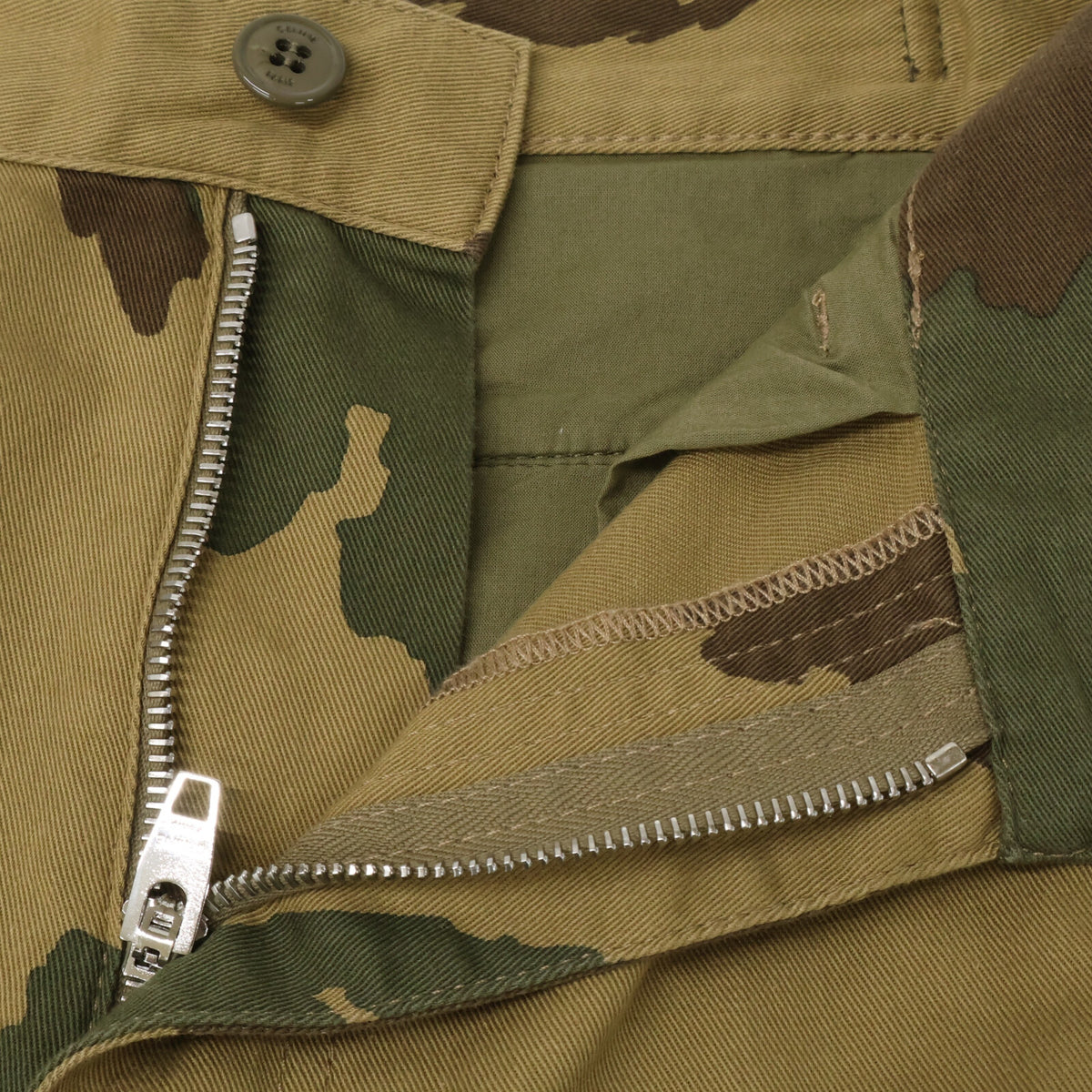CELINE Camo Logo Adjuster Short Cargo Pants Brown Size 48