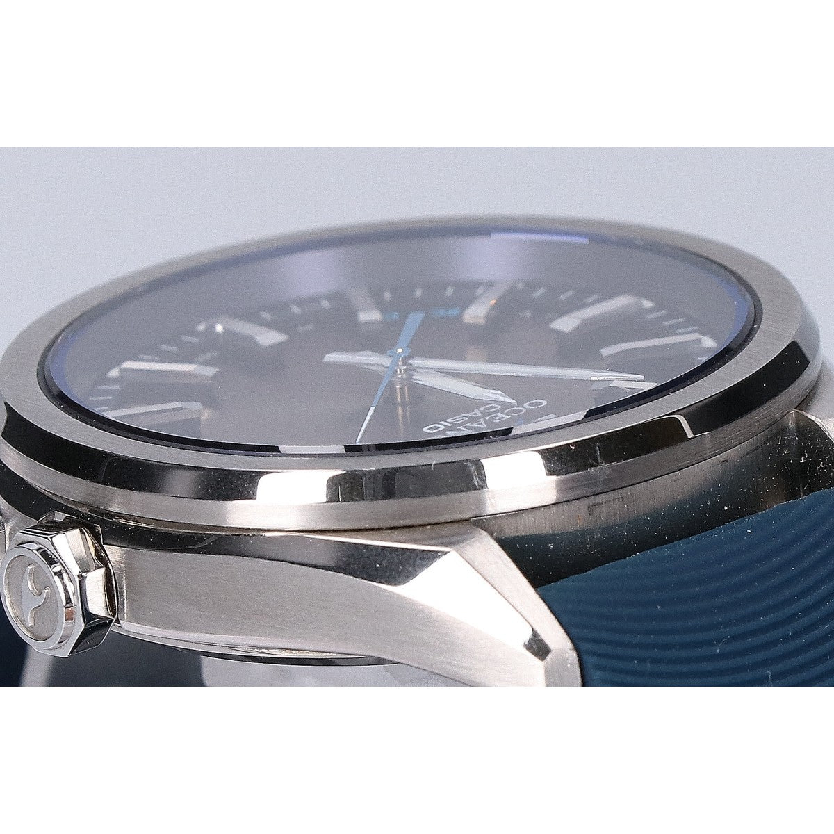 CASIO OCEANUS Tough Solar Multiband 6 Watch Silver