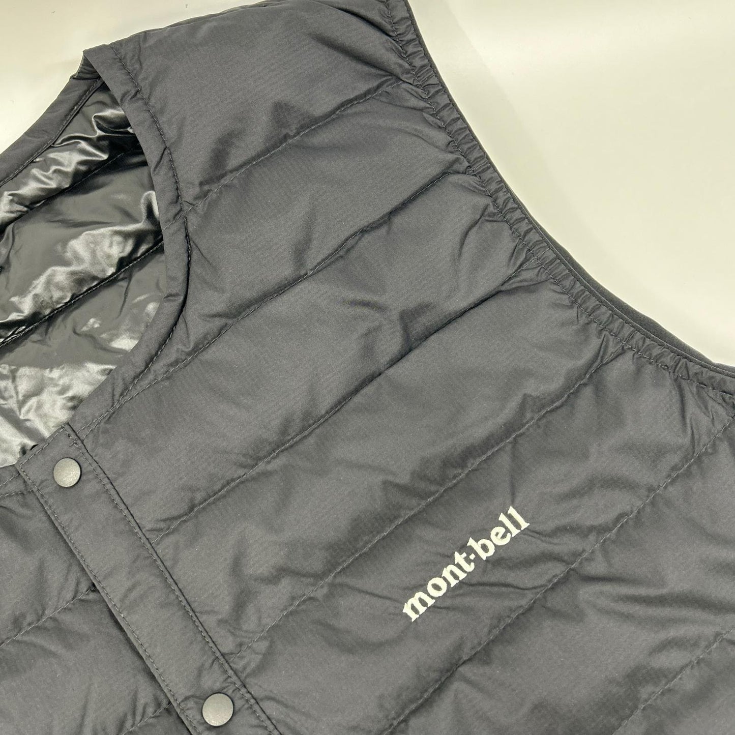 mont-bell Black Superior Down Round Neck Vest Size L