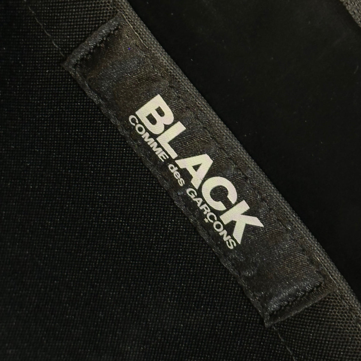 BLACK COMME des GARCONS Logo Shoulder Bag