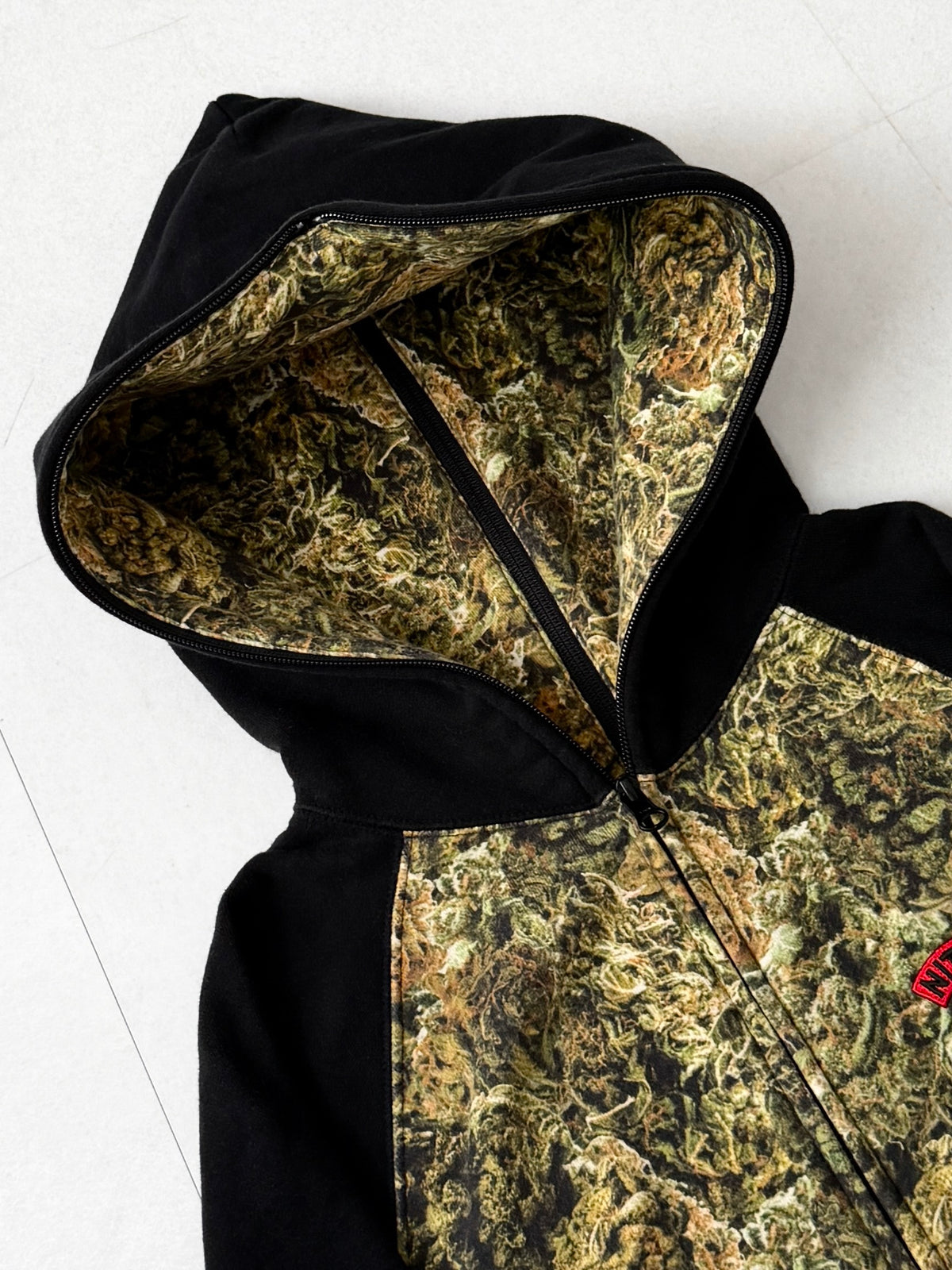 Nitraid Full Zip Design Hoodie Size M