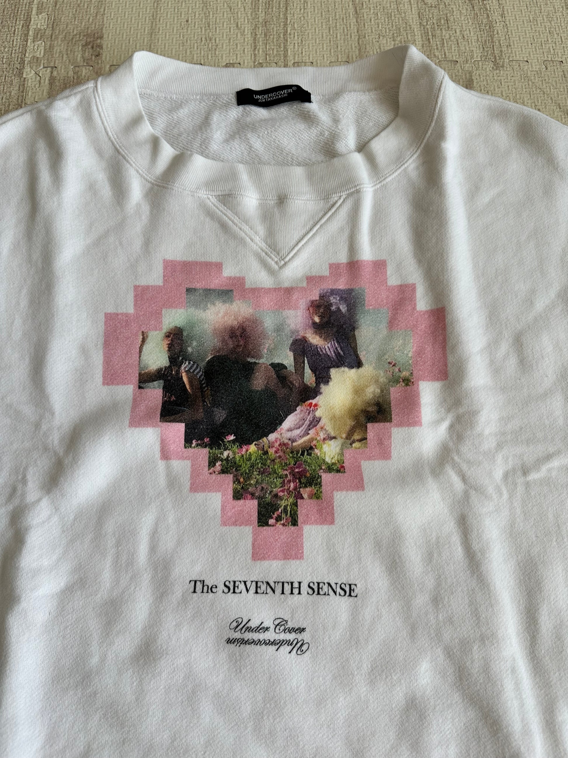 Undercover - Undecover Cropped Sweatshirts White Undercover Logo Heart