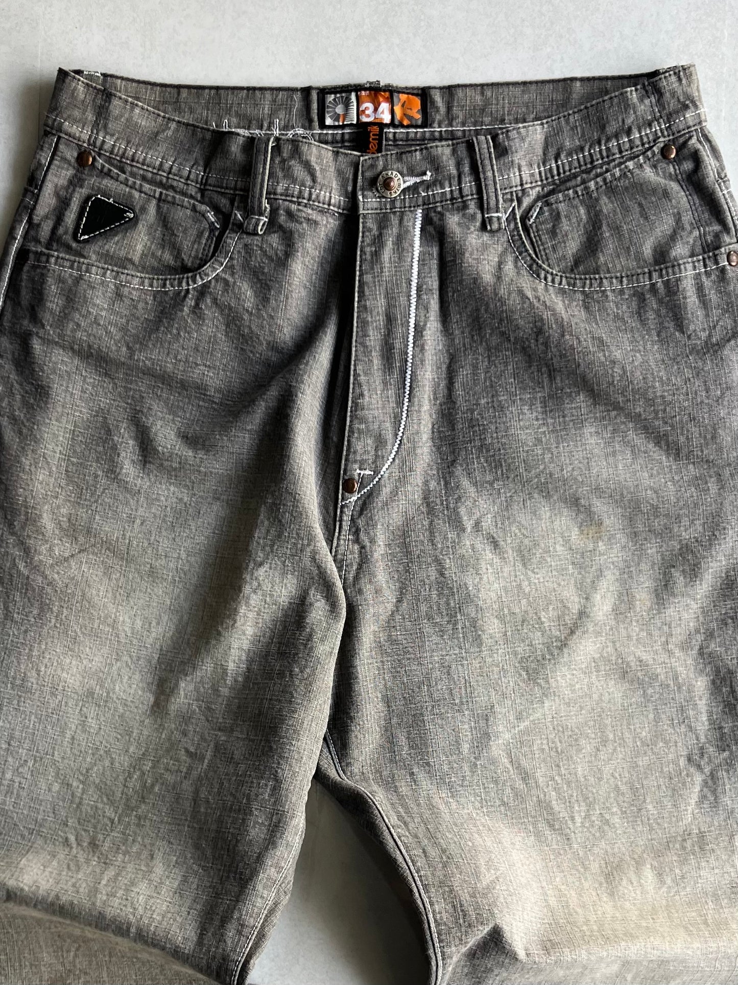 Akademiks Gray Buggy Denim Jeans Size 34