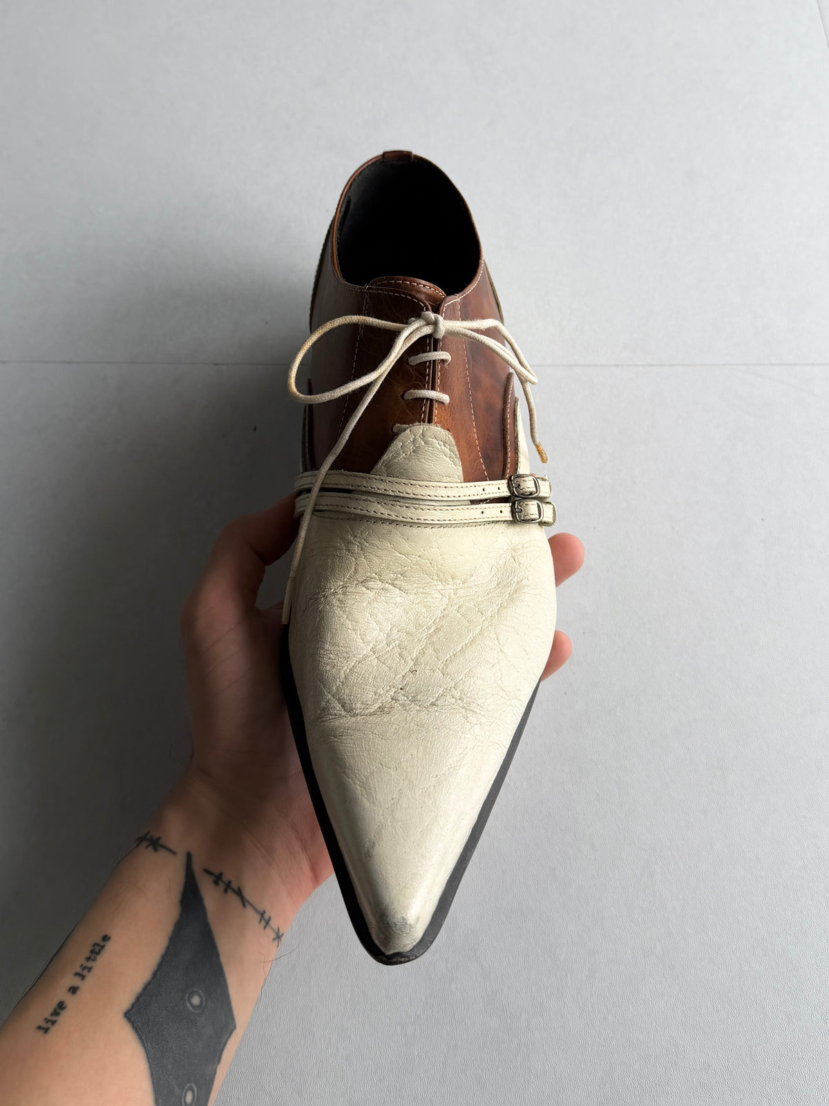 TORNADO MART Two-Tone Pointed Leather Shoes Size S