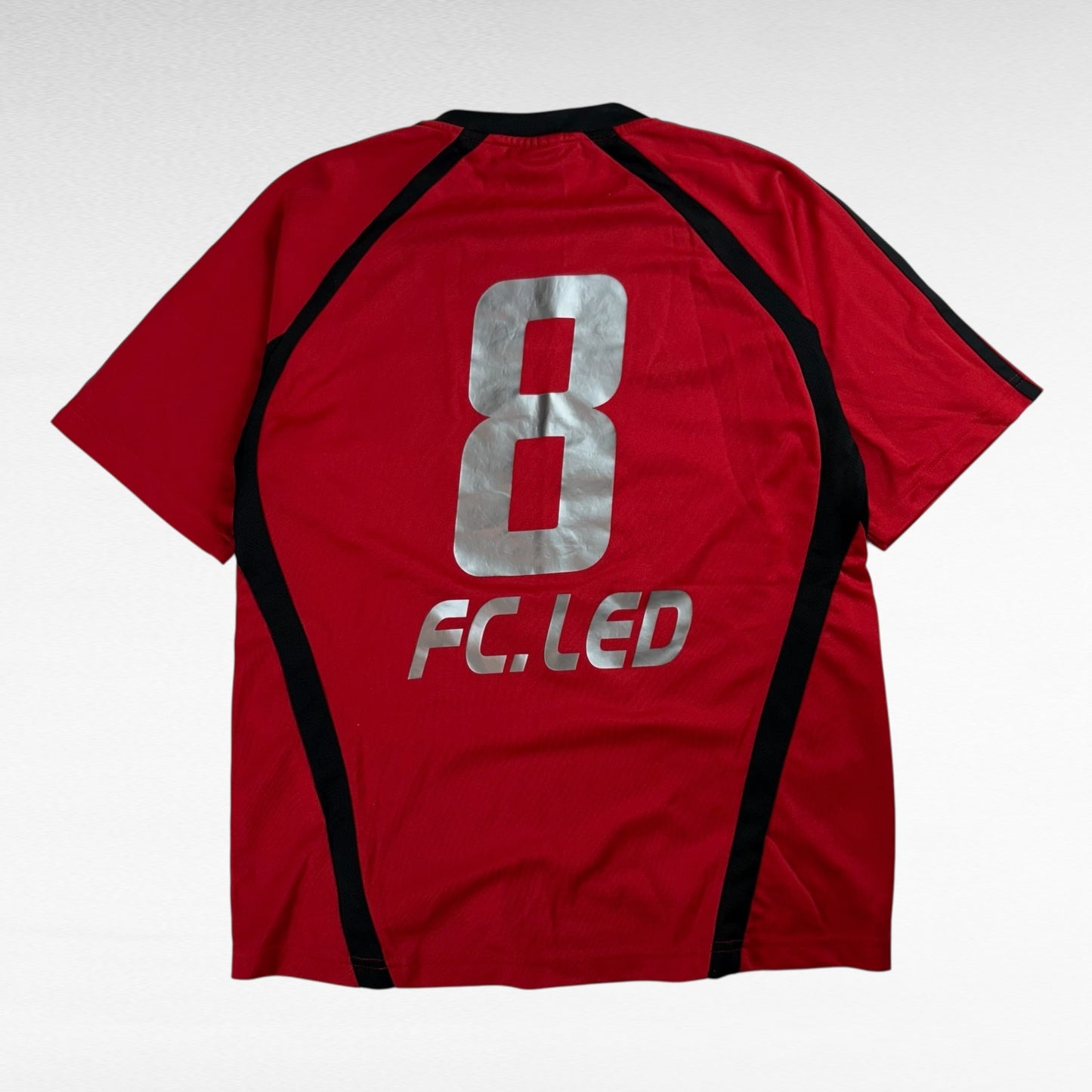 Adidas 00s Shirt Size M