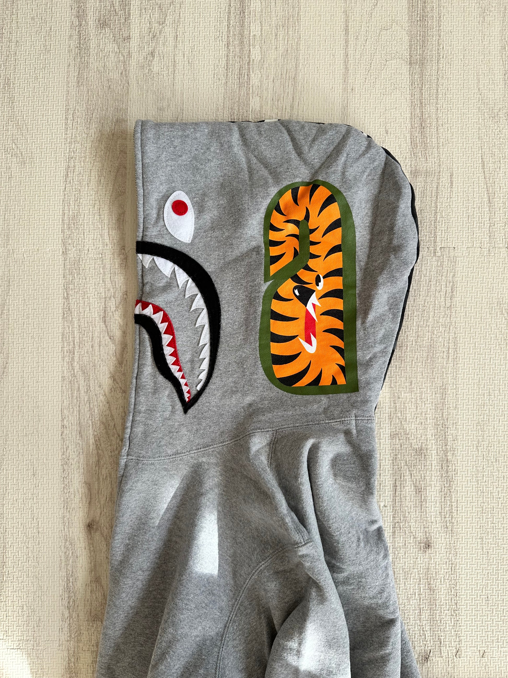 Bape - A Bathing Ape Shark Hoodie Gray Size L