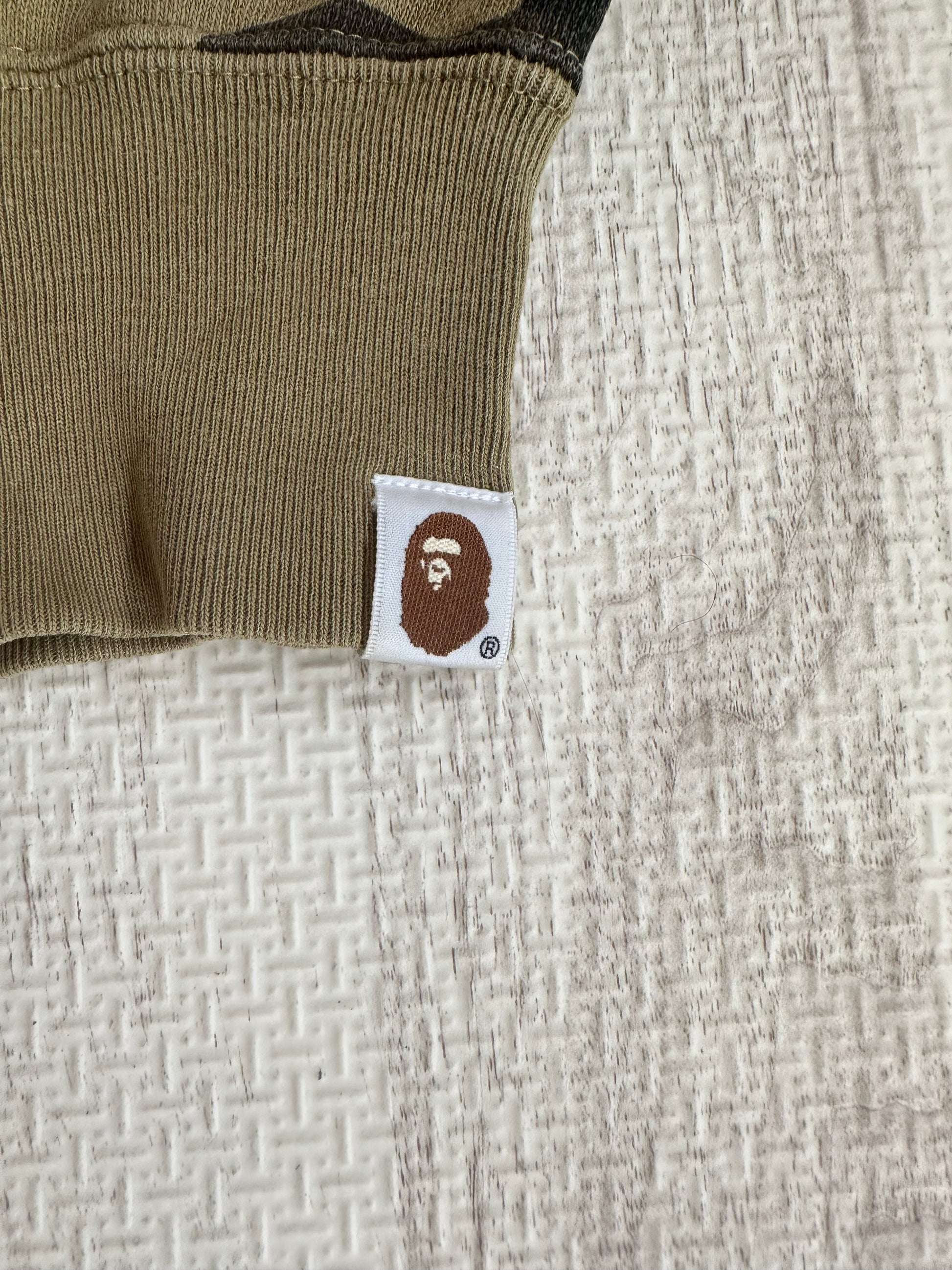 Bape - A BATHING APE camo zip hoodie XL