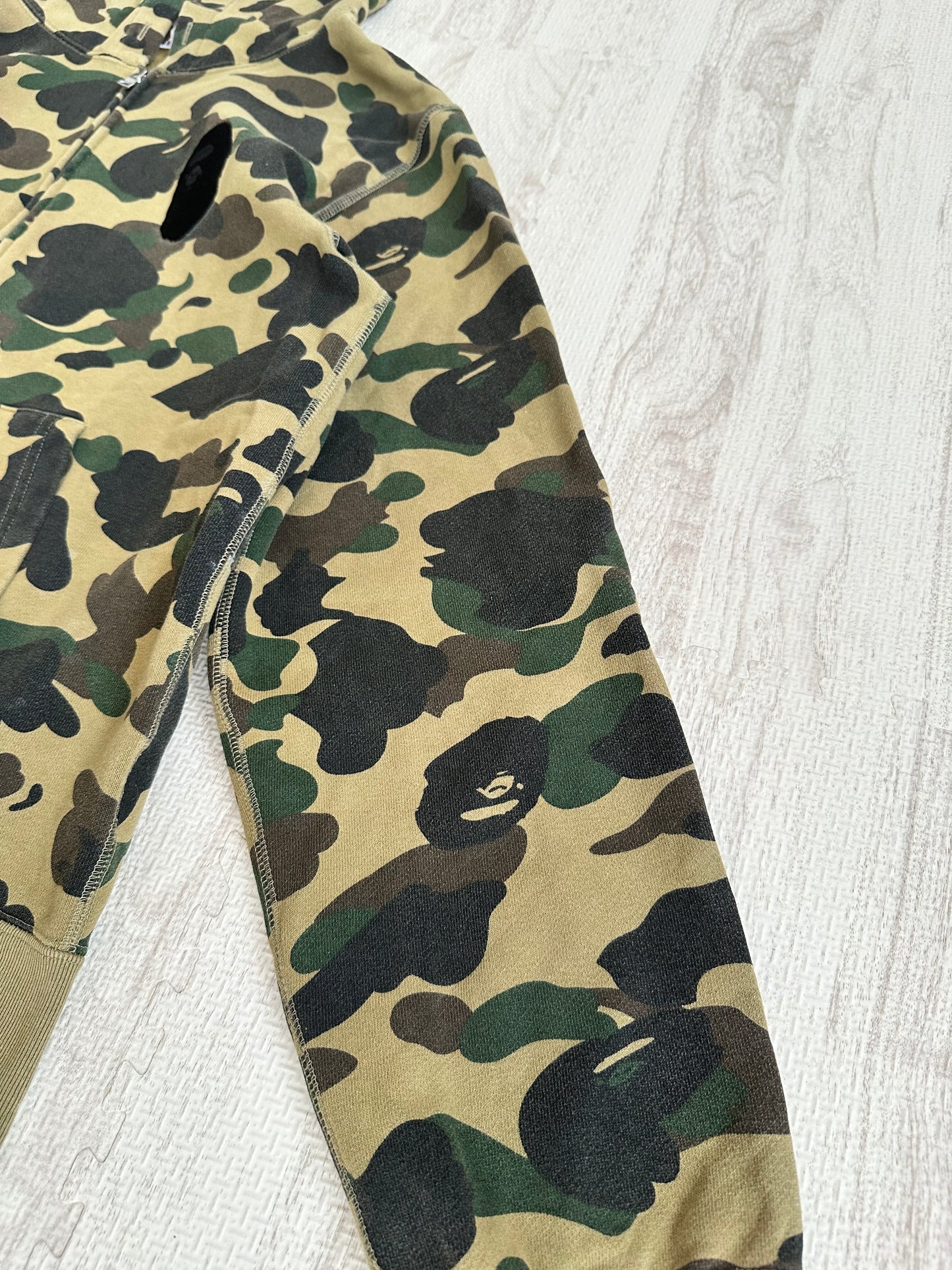 Bape - A BATHING APE camo zip hoodie XL