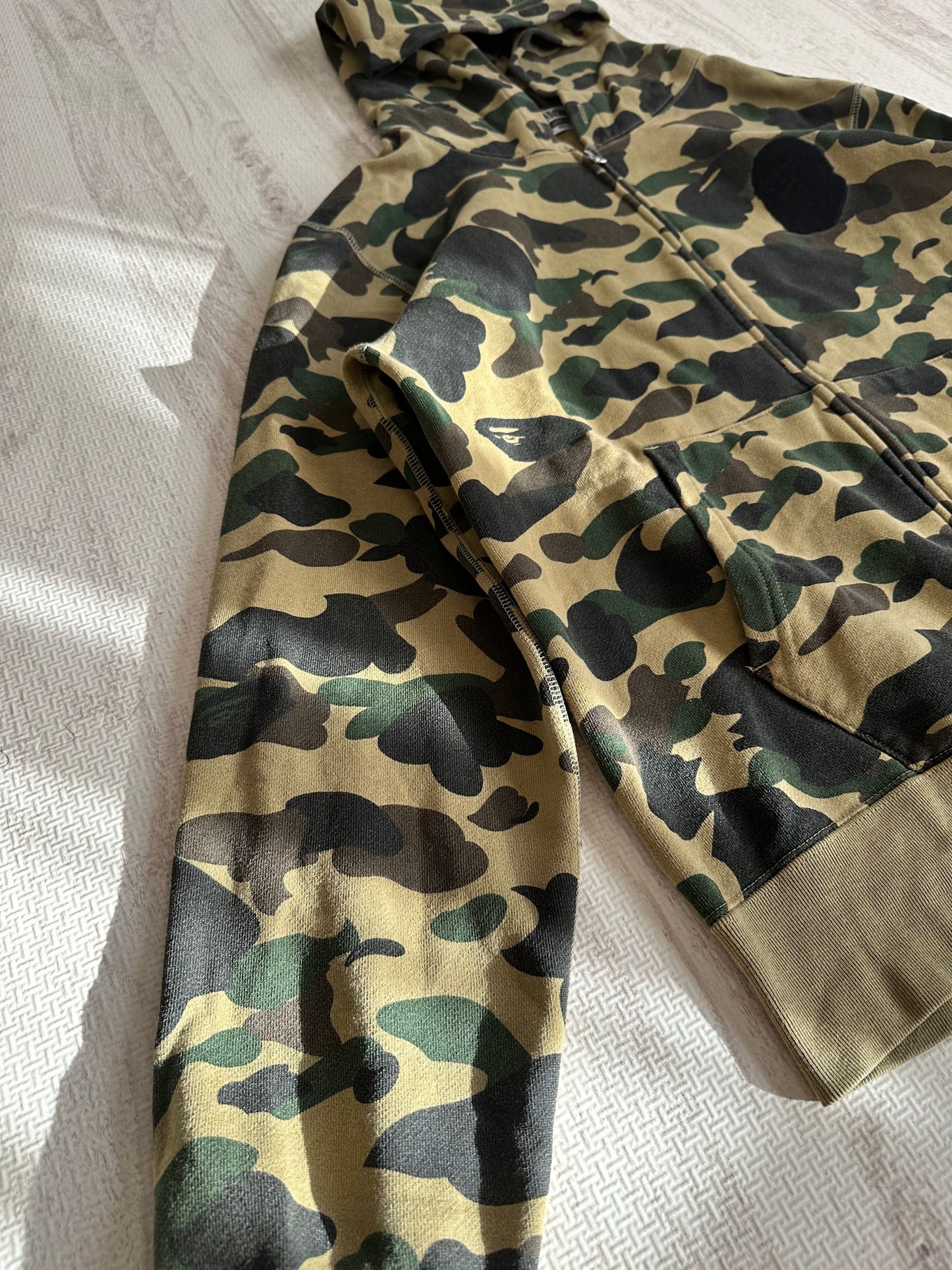 Bape - A BATHING APE camo zip hoodie XL