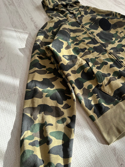 Vintage Bape Tops - A BATHING APE camo zip hoodie XL - Authentic Archive