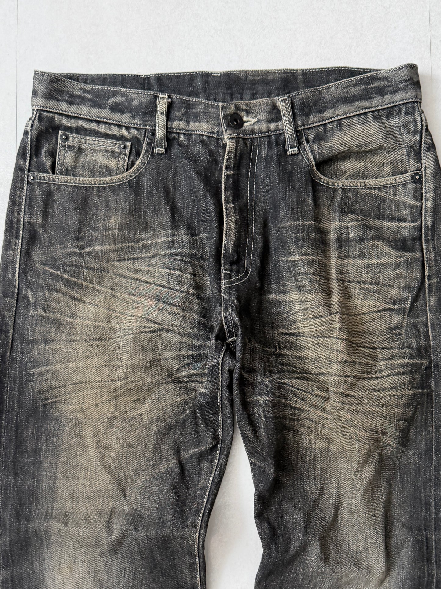 Neighborhood Damaged Black Jeans Size M