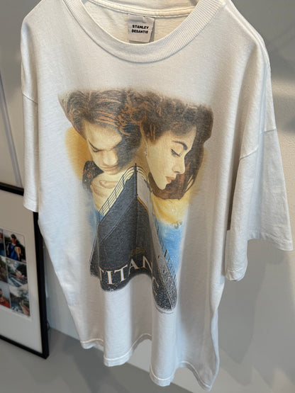 TITANIC Vintage 90s  movie graphic print t-shirt White Size L