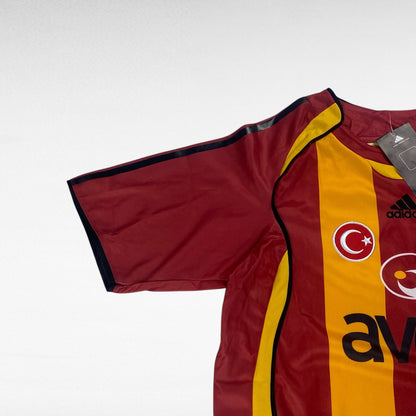Adidas 00s Shirt Size L