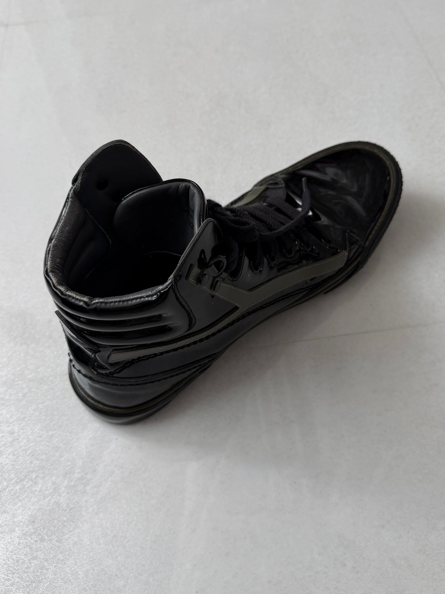 Saint Laurent Paris black Enamel Sneakers Size EU 42