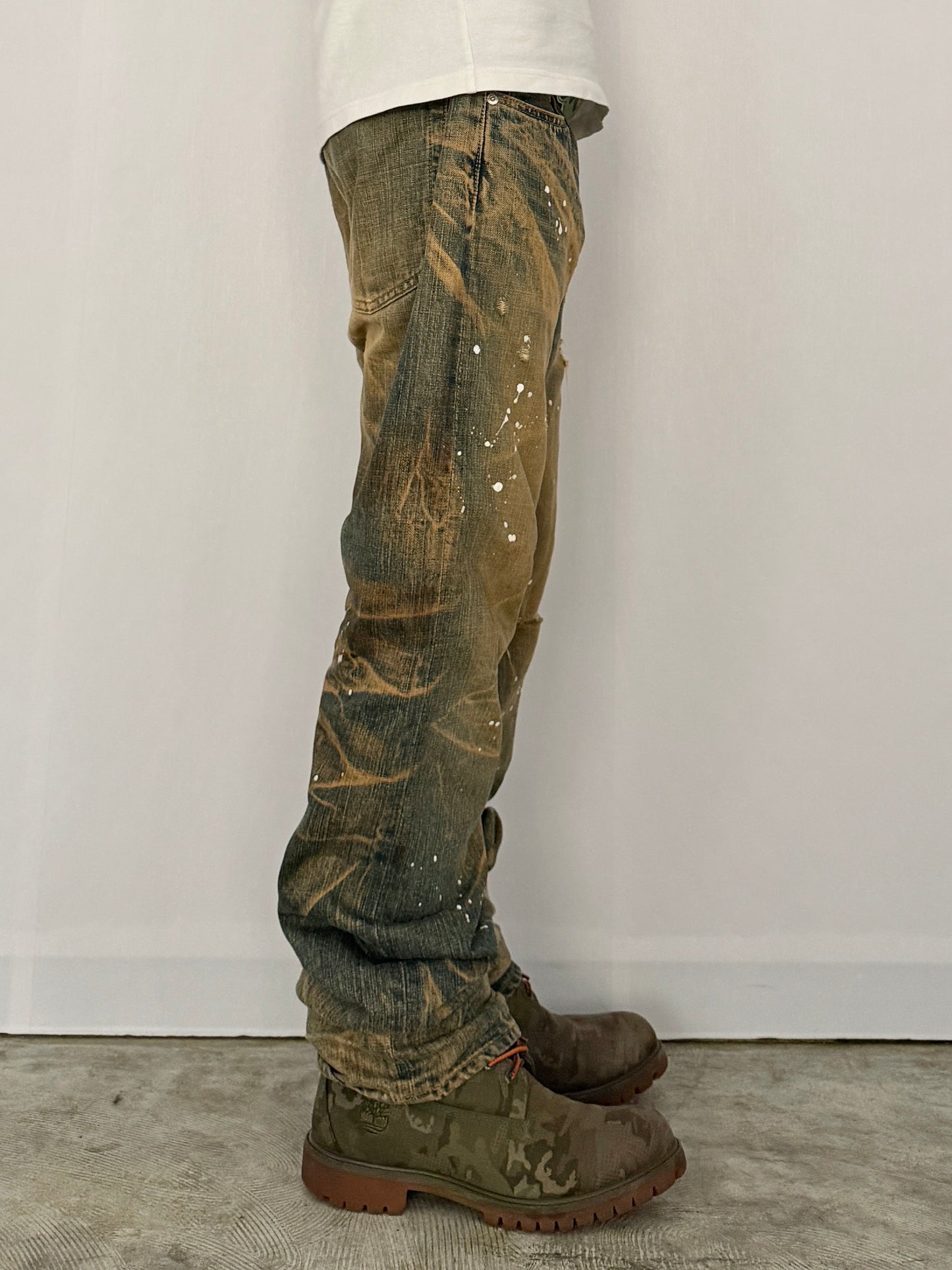Swagger Brown Damaged Jeans Size 32