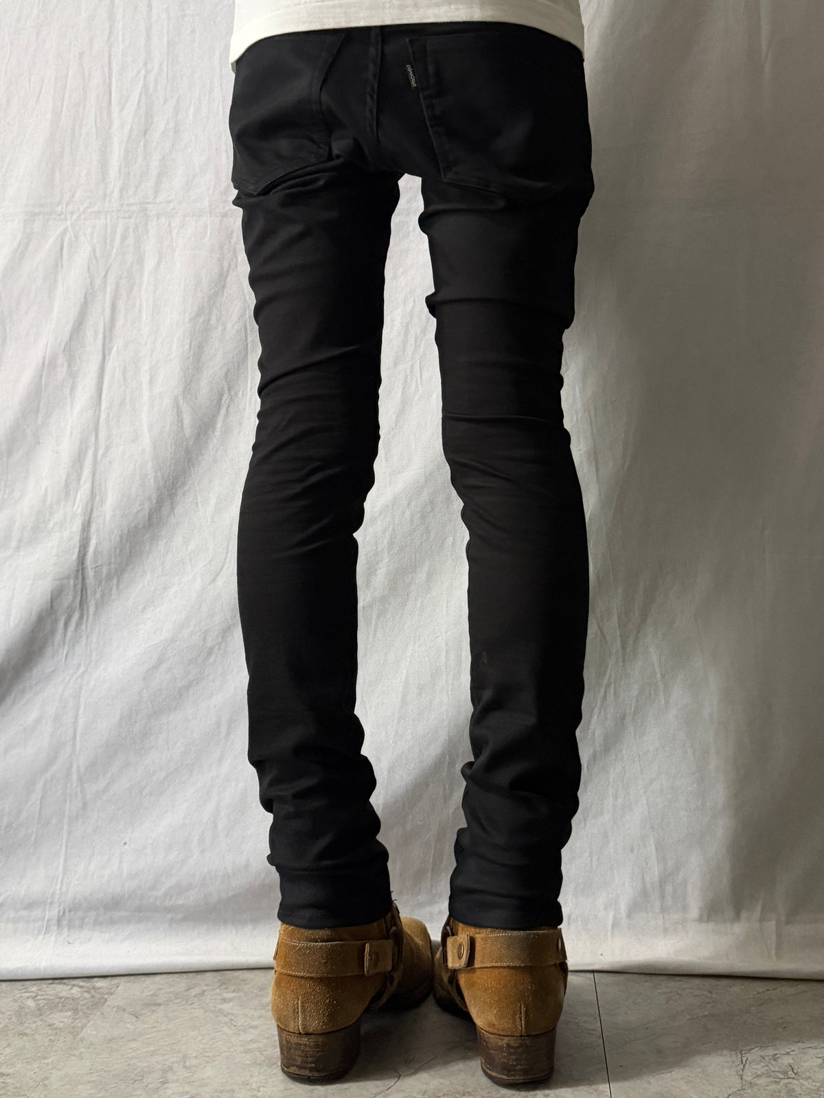 ATTACHMENT Black Slim Jeans Size 1