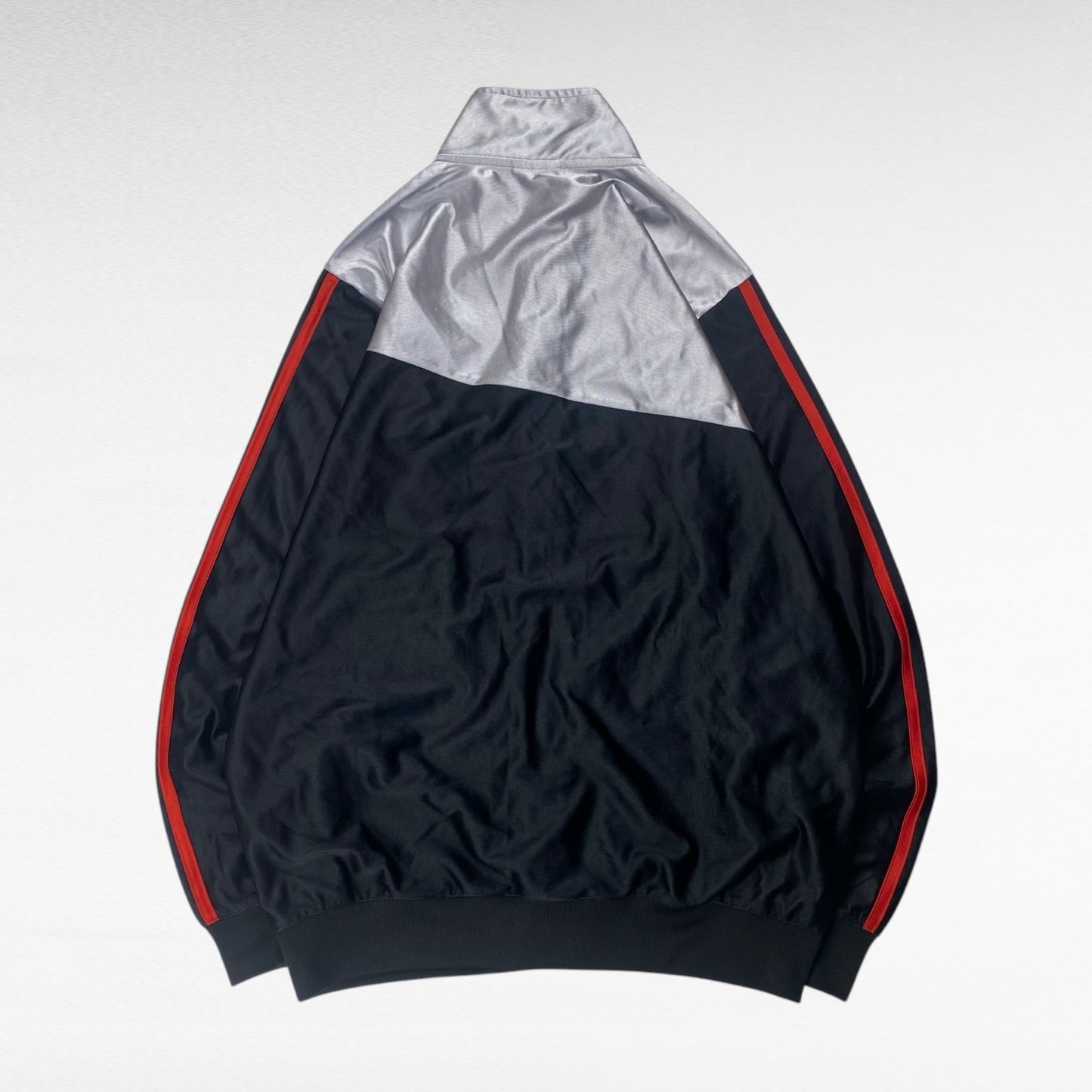 Adidas 00s Jacket Size L