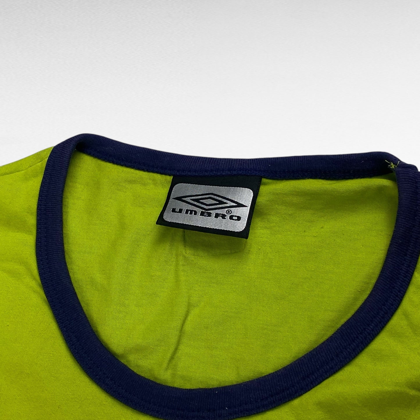 Umbro 00s Size XXL