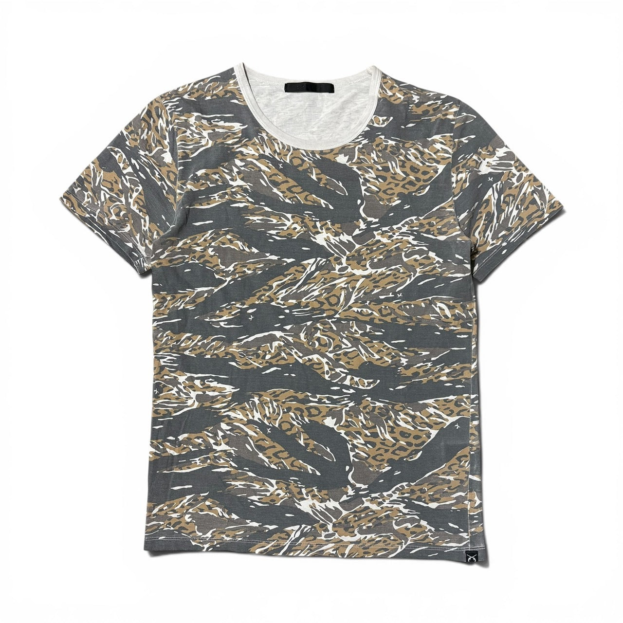 Vintage Roar Tiger Camo Cross Revolver Tee Size 2