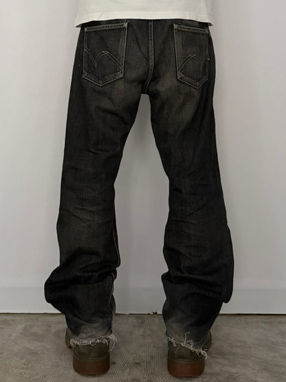 Neighborhood Damaged Black Jeans Size M