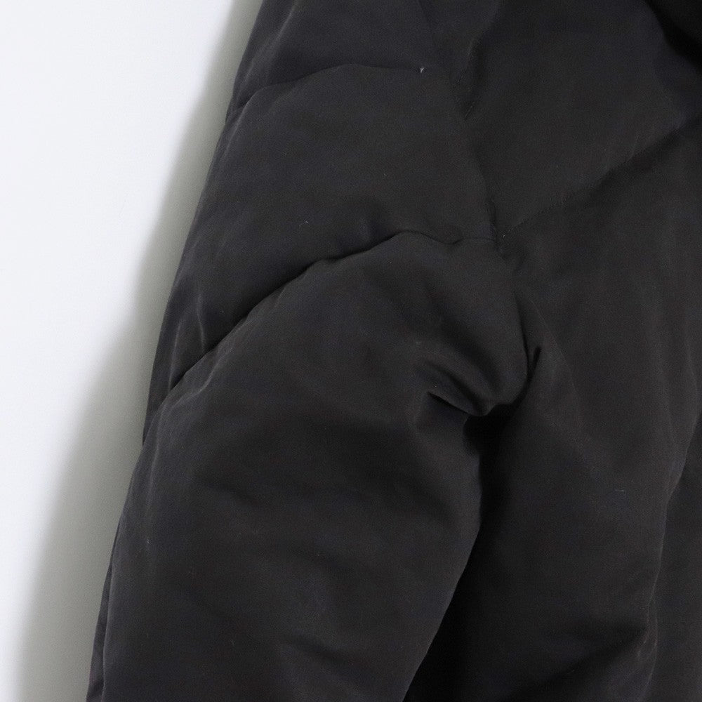 The Viridi-anne 21AW Black Down Jacket Size 2