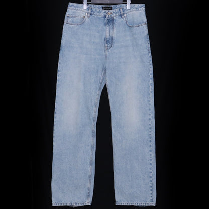 BALENCIAGA 25SS Medium Fit Light Indigo Jeans Size 31