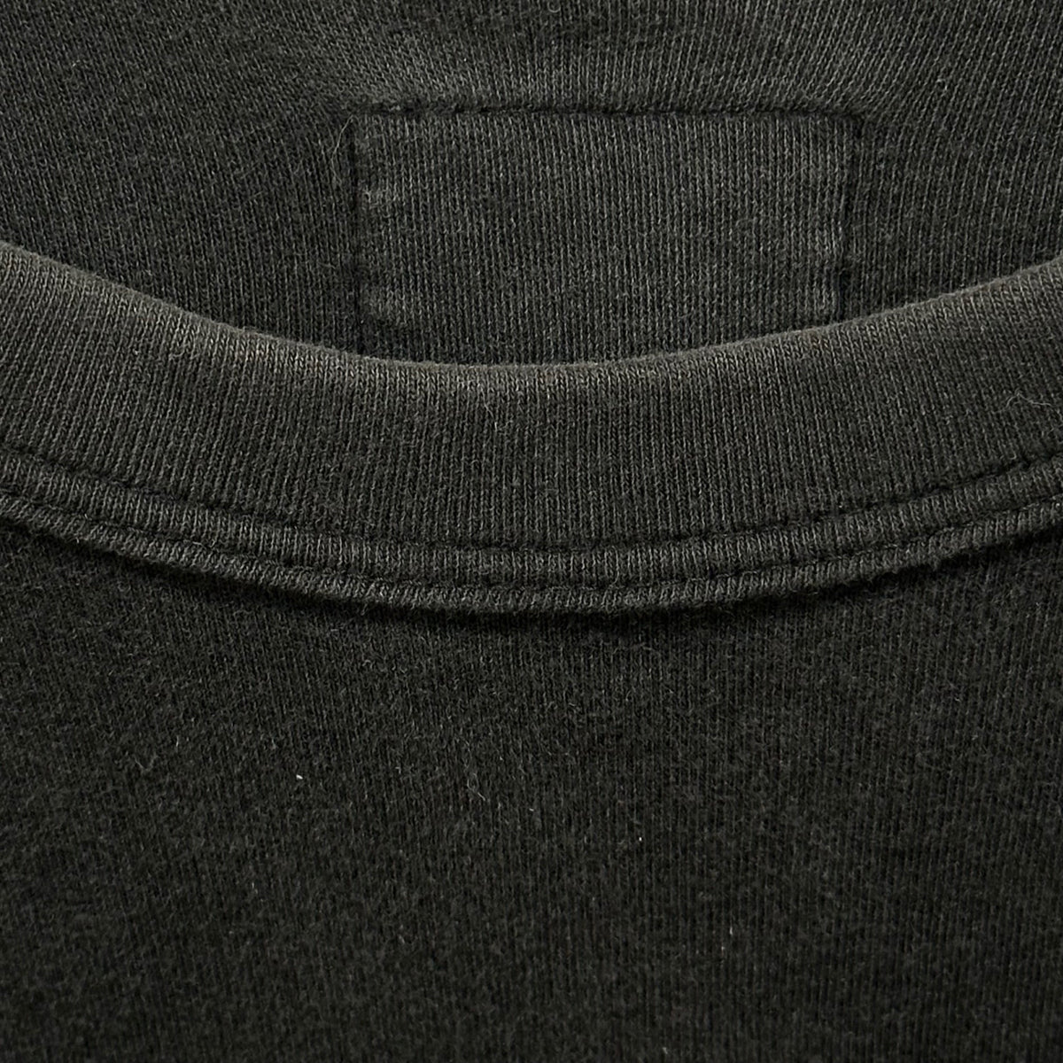 20471120 90s Archive Hyoma T-Shirt Black Size 4