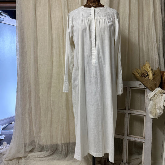 Euro vintage 30s-40s Cotton Floral Cutwork Nighty Dress