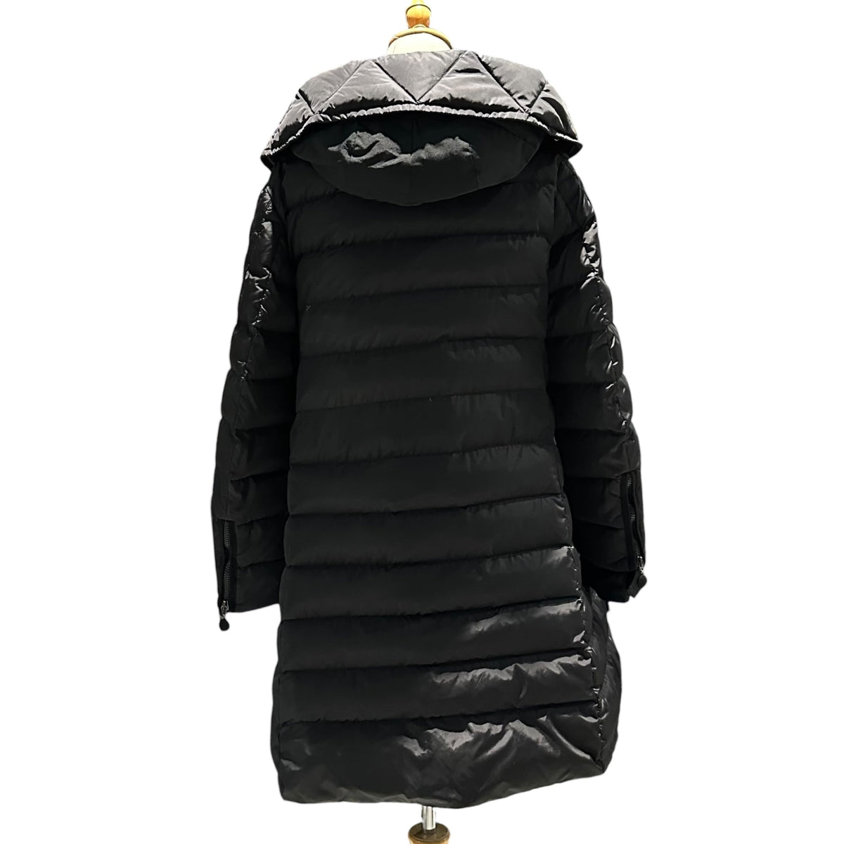 MONCLER GISELE Hooded Quilted Down Coat Size 2