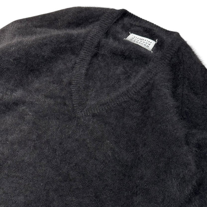 Maison Martin Margiela 11AW V-Neck Sweater Black Size M