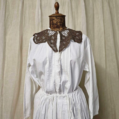 Euro vintage Floral Batten Antique Brown