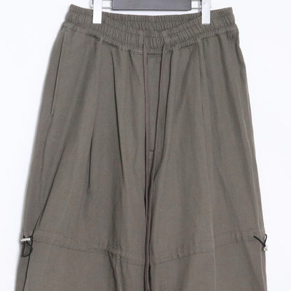 A.F Artefact STRING-SQUEEZING WIDE PANTS Khaki Size 2