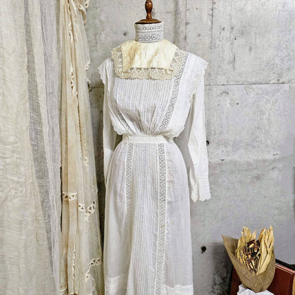 Euro antique 10s Lace Collar Beige Size FREE