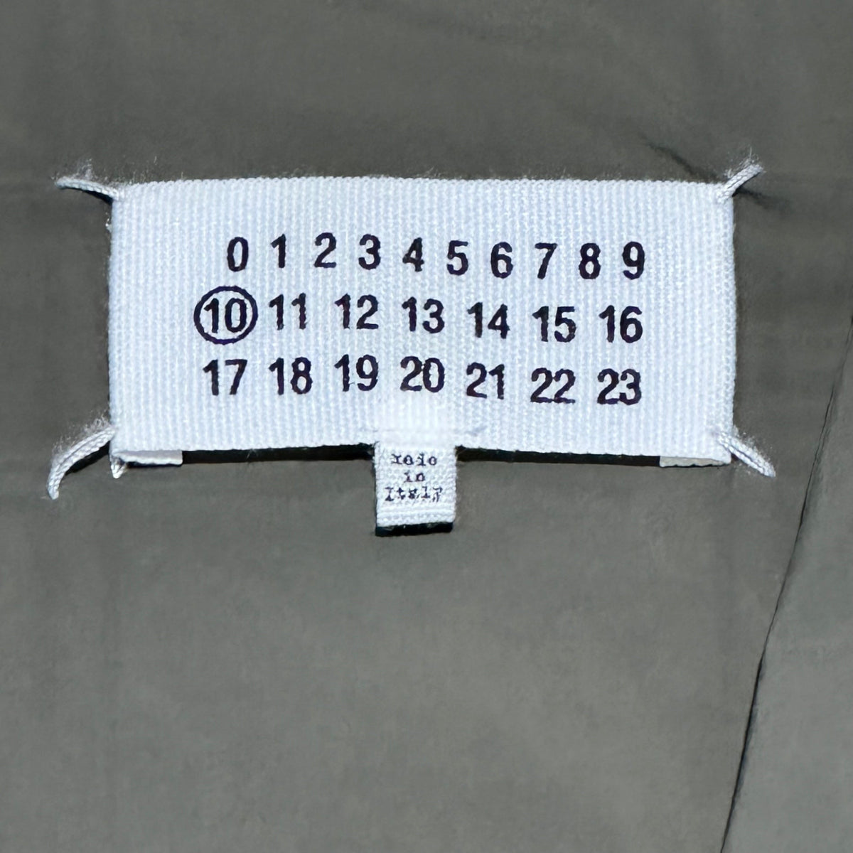 MAISON MARGIELA 20AW Padded No Collar Jacket Olive Size 46