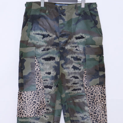 INNOCENCE NY Camo Leopard Cargo Pants Khaki Size M