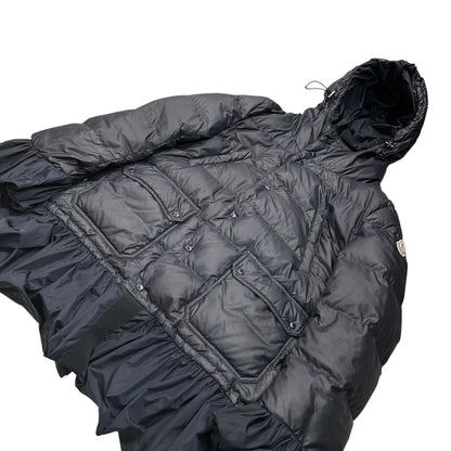 MONCLER sacai Seri Frill Down Jacket Navy Size 4
