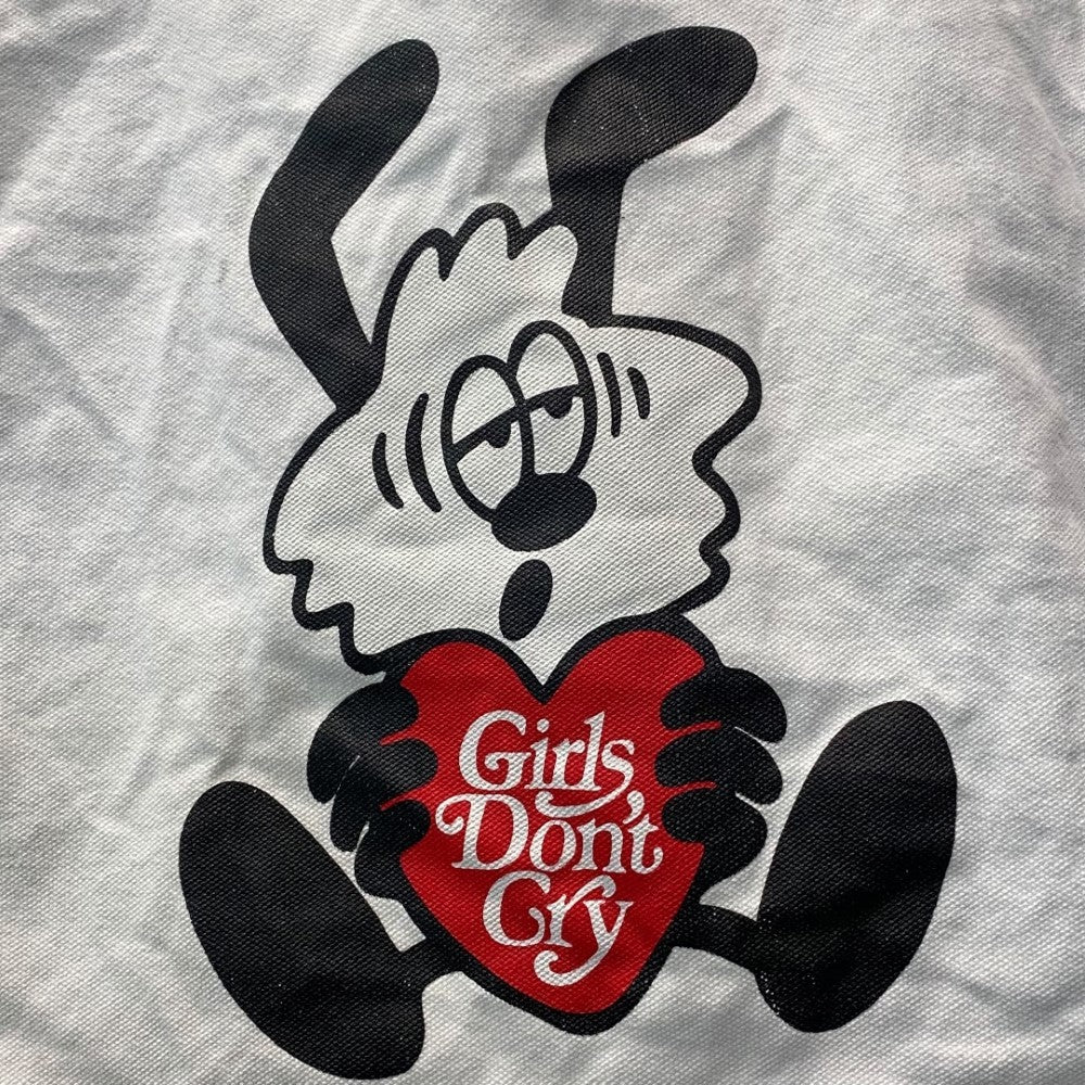 GIRLS DON'T CRY Vick Tote Bag by Verdy Bag White Size F