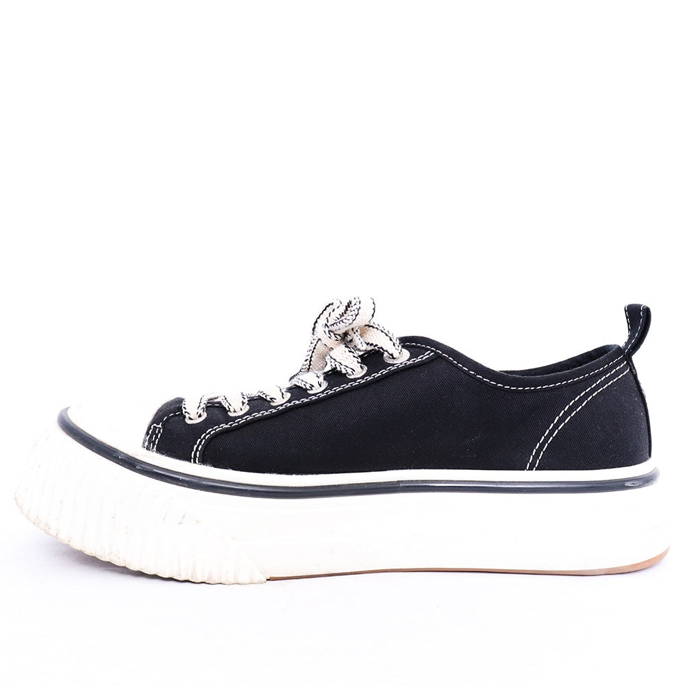AMI 1980 Low Top Sneakers Black Size EU 41