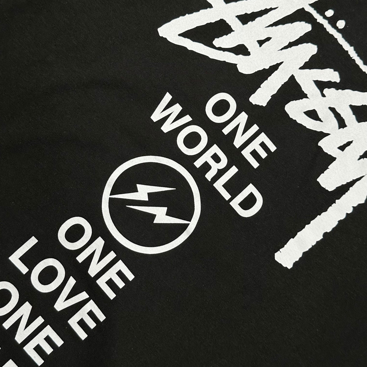 STUSSY x FRAGMENT 2011 ONE WORLD ONE HEART T-Shirt Size M