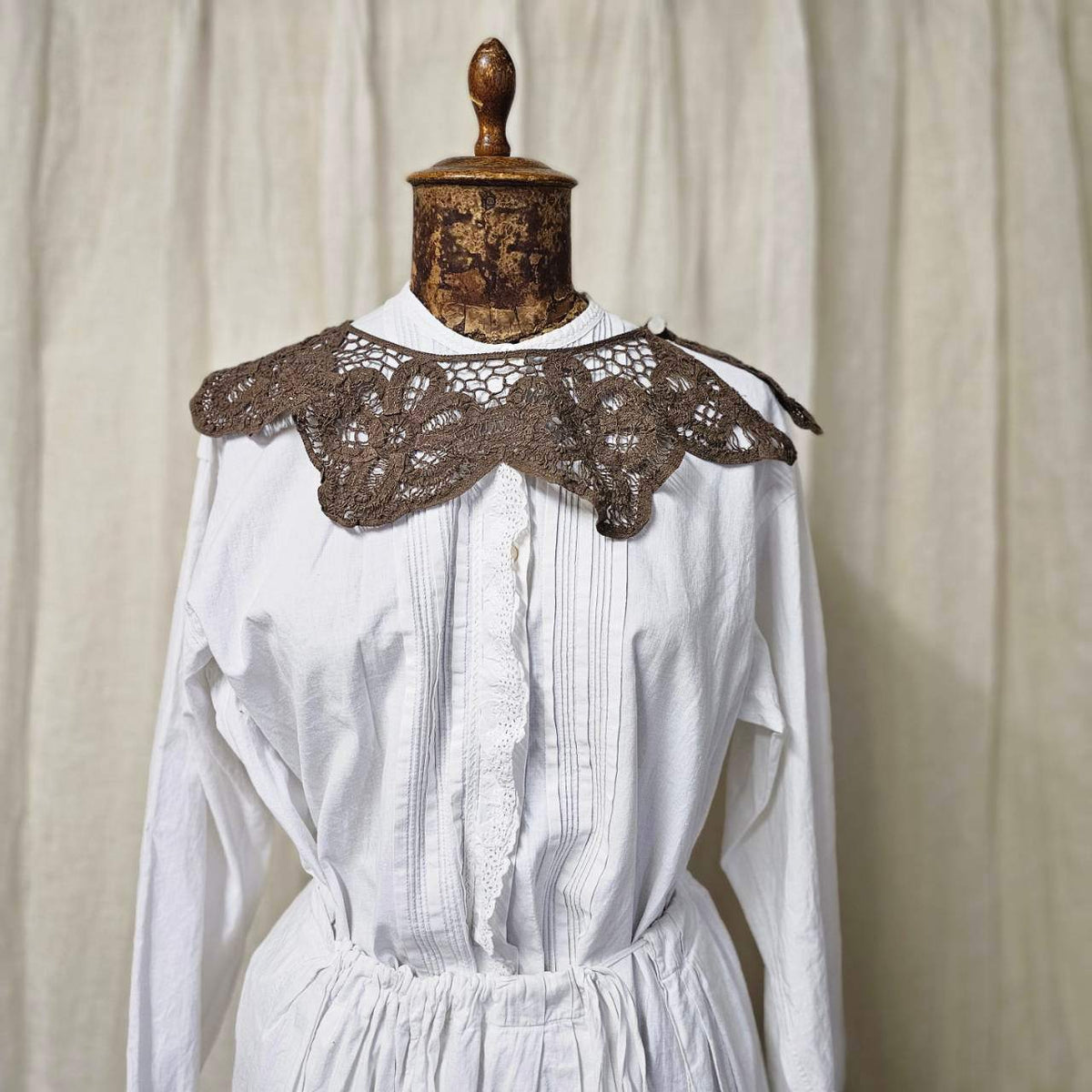 Euro vintage Floral Batten Antique Brown