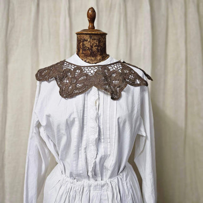 Euro vintage Floral Batten Antique Brown